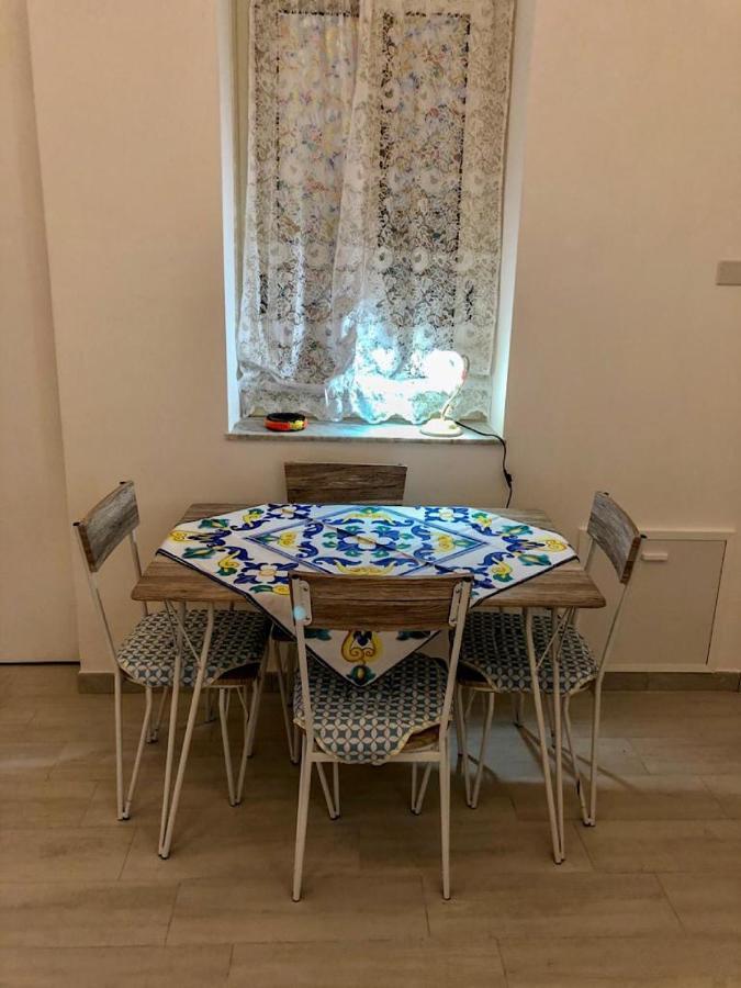 Via Aurispa 60 パレルモ エクステリア 写真